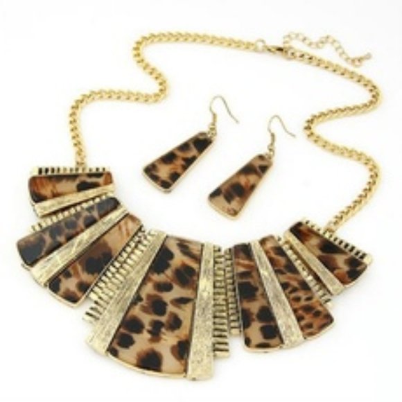 Leopard Necklace Set - Picture 1 of 1
